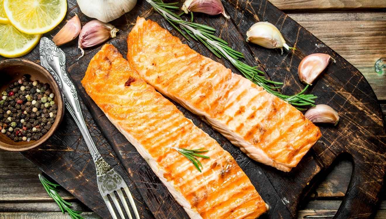 baked salmon with herbs and garlic and lemon